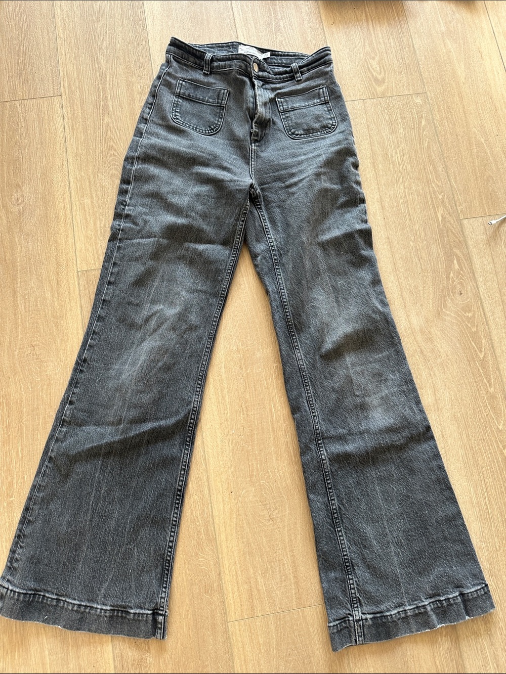 & Other Stories High-Rise Wide-Leg Jeans in Washed Black